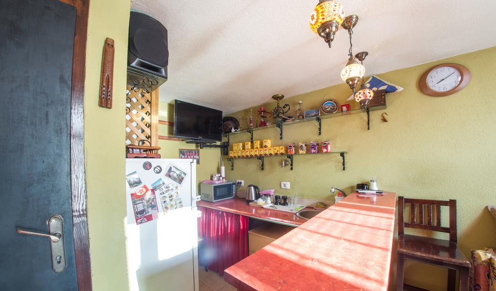 Cozy Studio Apartment Next To The Old Bridge Мостар Екстериор снимка