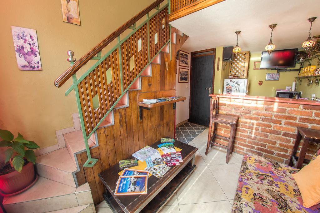 Cozy Studio Apartment Next To The Old Bridge Мостар Екстериор снимка